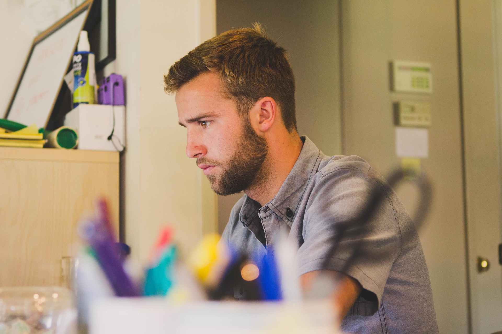 Pourquoi est-ce que je me sens épuisé au travail alors que je fais tout pour bien faire ?